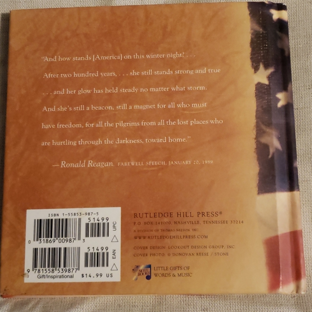 Book with CD - Picture 4 of 5